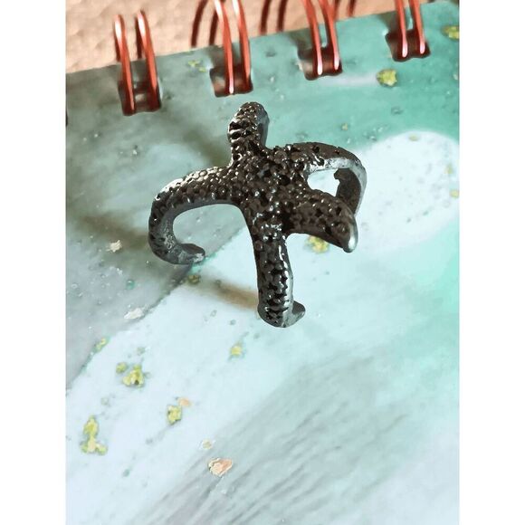 *Clearance* Ladies Starfish Ring (Size 4.5) - Picture 1 of 4